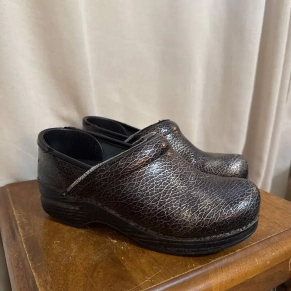 Dansko EU 36 US 5.5 Clogs Leather Metallic Gray Professional Comfort Shoes Nurse - Picture 11 of 11